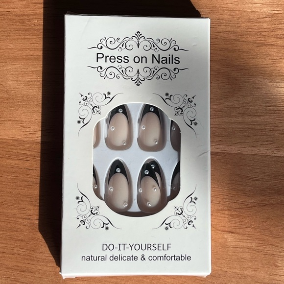 Other - Press On Nails 🚨BOGO 50% OFF - Nude with Black French Tip and Pearl Accents